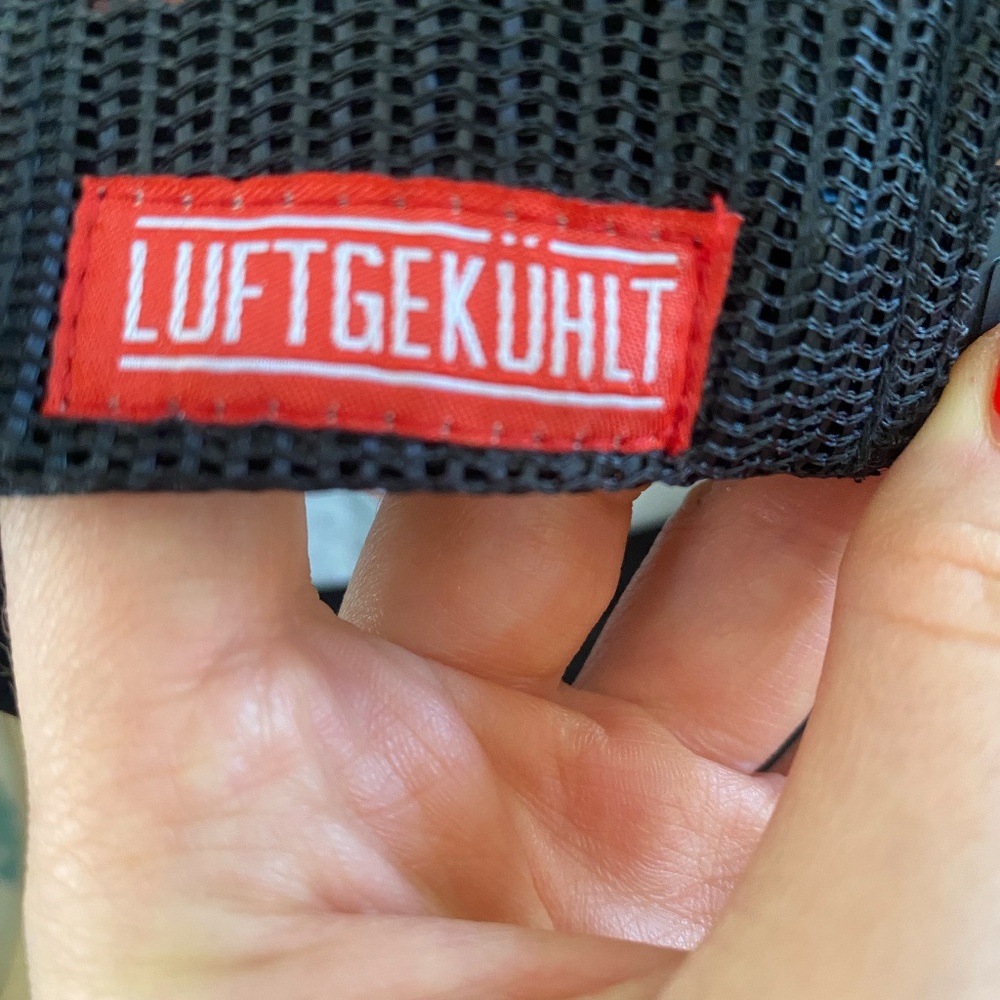 NWOT LUFTGEKUHLT MENS HAT - Picture 3 of 3